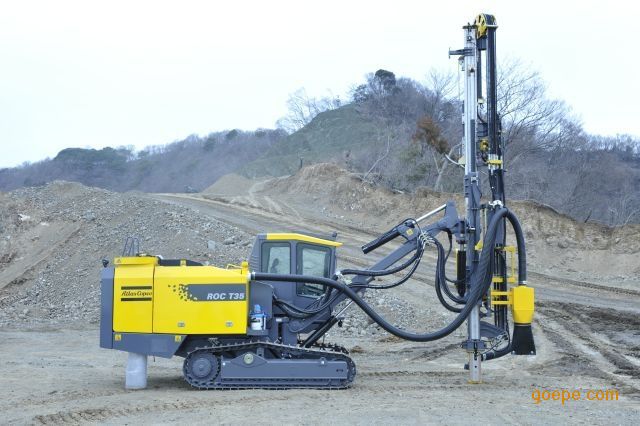 roc t35m  品牌:阿特拉斯  产品别名:全液压凿岩钻机  适用范围:矿山